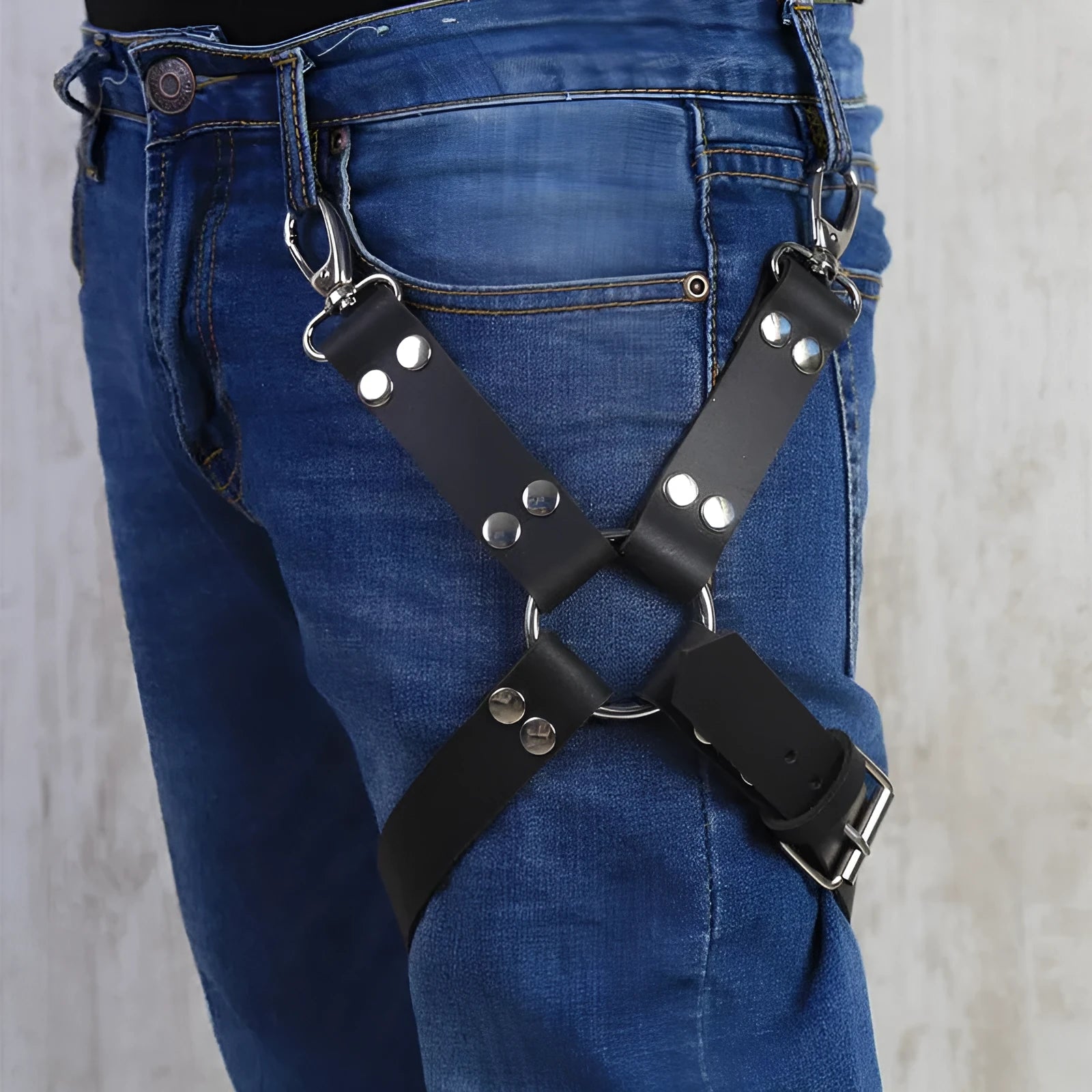 Black leggings with leather accessories and trim detailing in PU leather material