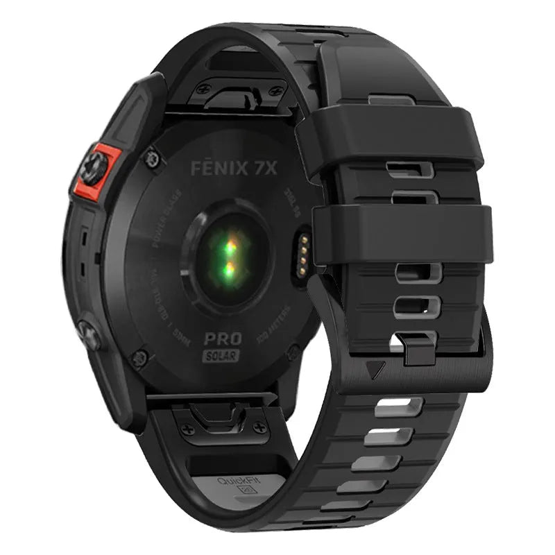 Fenix87pro6 two-colour quick release silicone watch strap for Garmin Fenix models in Army Green Black.
