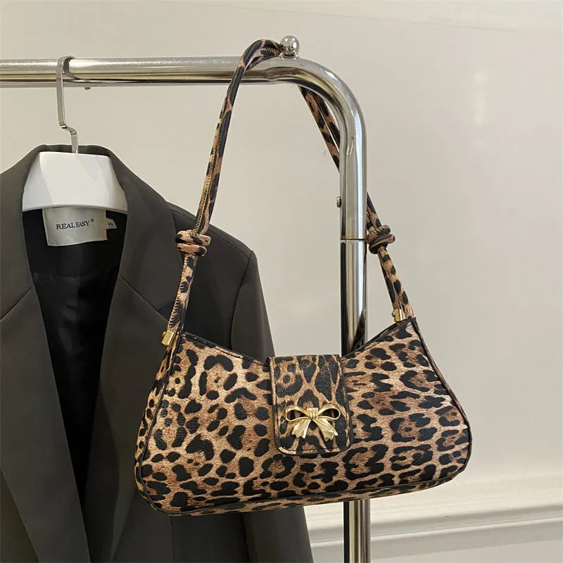 Women's casual large capacity PU handbag with sandwich pocket in neutral colour