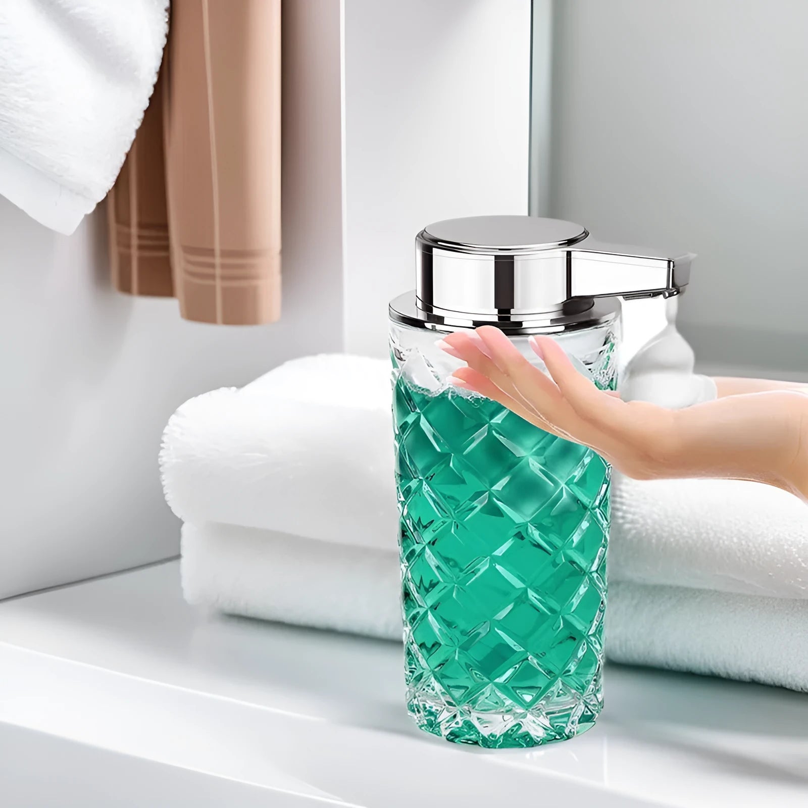 Automatic soap dispenser with silver-plated PET housing and USB Type-C charging port