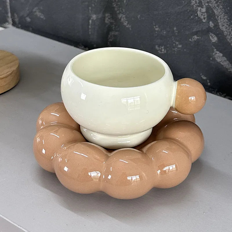 Ceramic coffee cup and dish set in Nordic simple style, 250ml capacity, high temperature resistant.