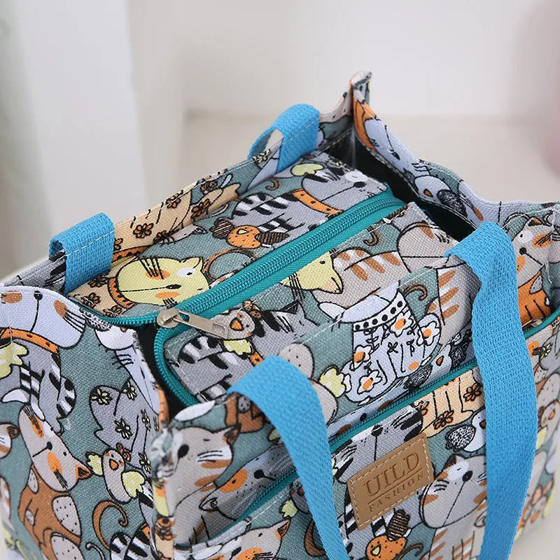 Women's printed canvas shoulder bag with aluminium frame in horizontal square shape