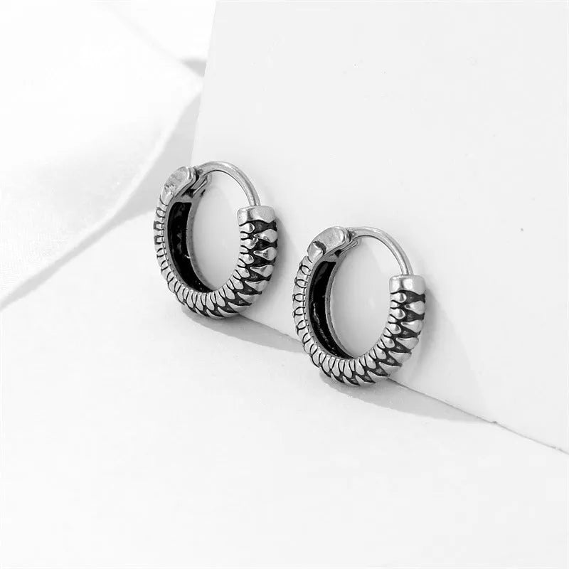 Geometric titanium steel retro twist earrings with stripe pattern in silver colour