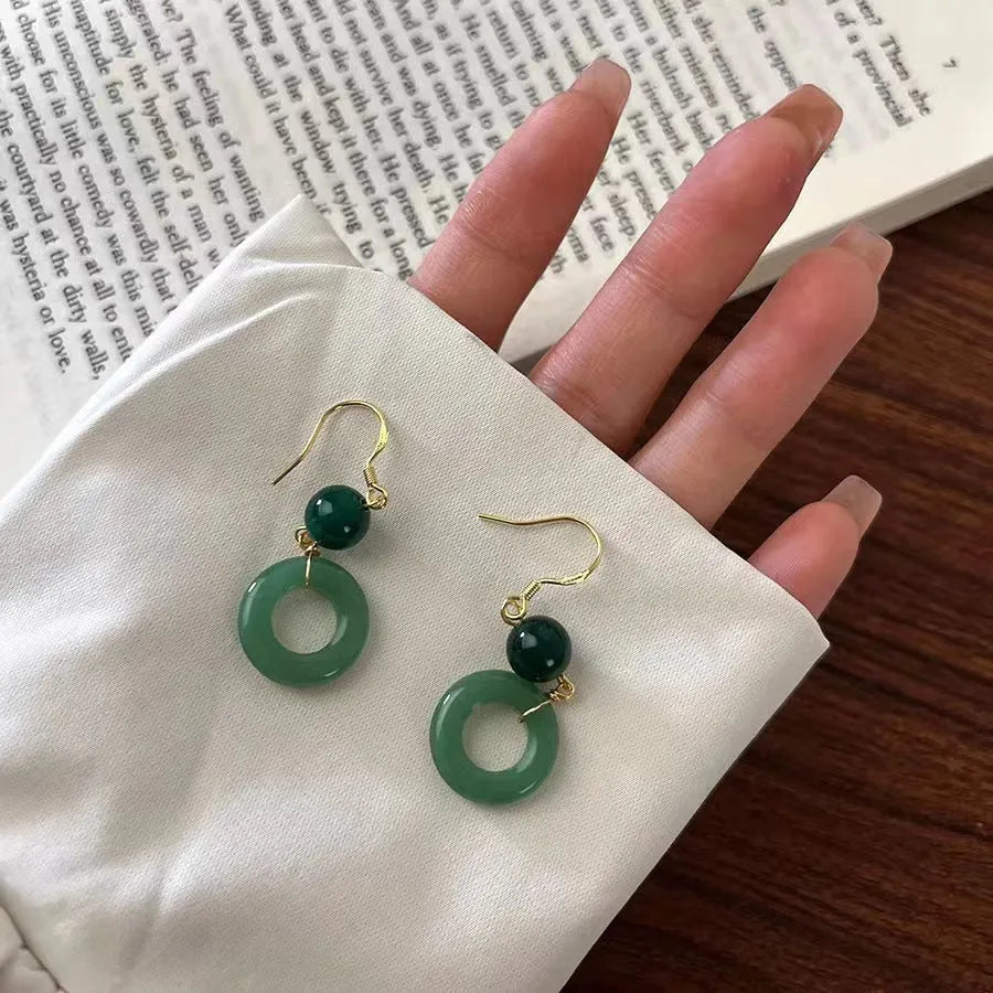 Green Chinese-style geometric peace buckle accessory set with zinc alloy earrings