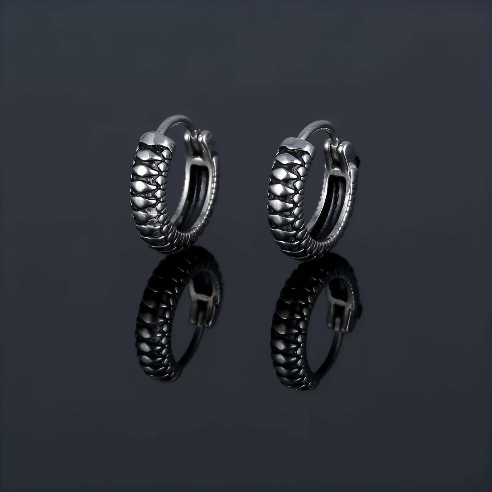 Geometric titanium steel retro twist earrings with stripe pattern in silver colour
