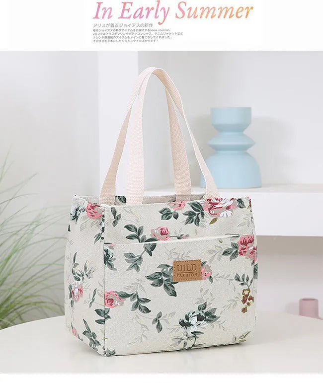 Women's printed canvas shoulder bag with aluminium frame in horizontal square shape
