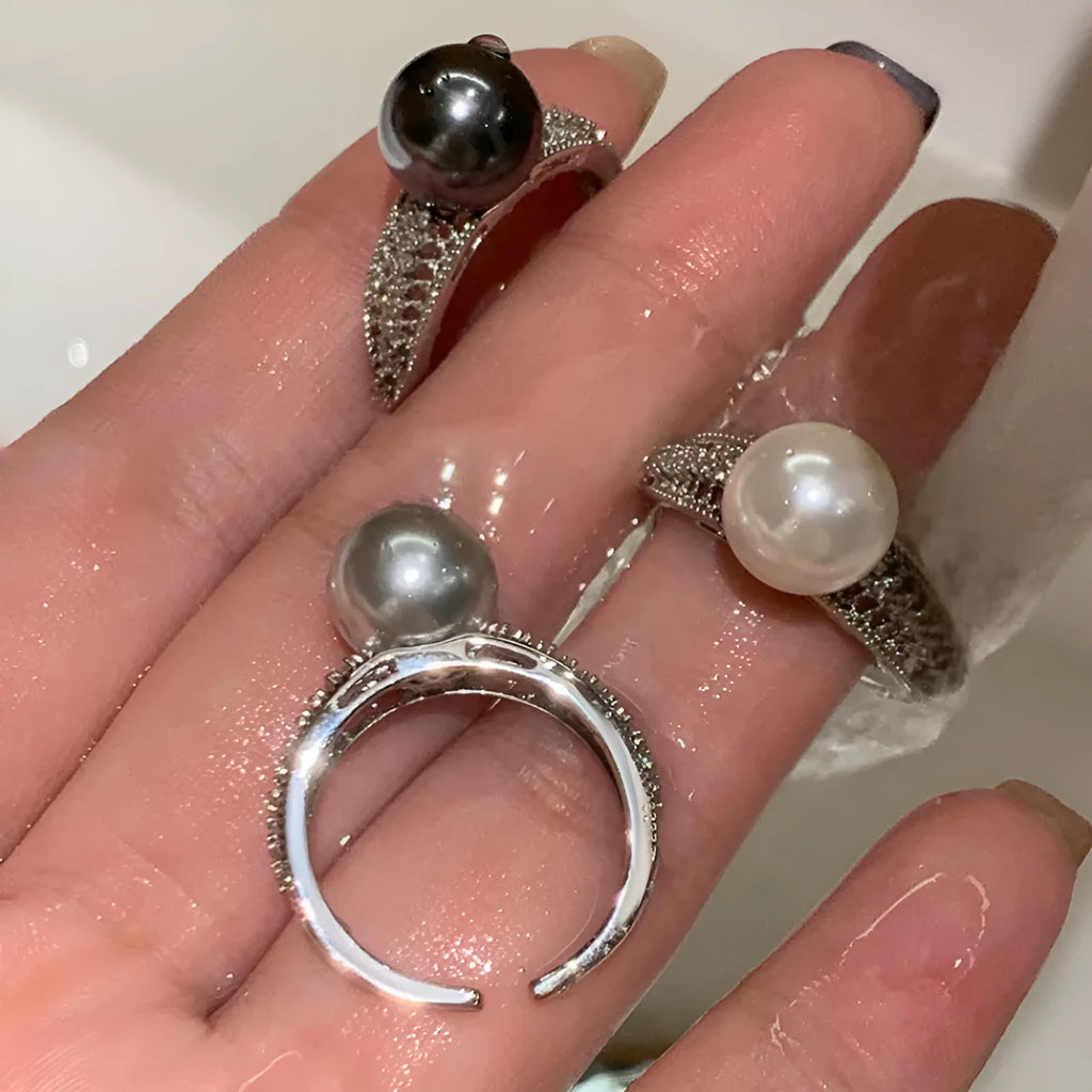Adjustable copper open finger ring with geometric black pearl design