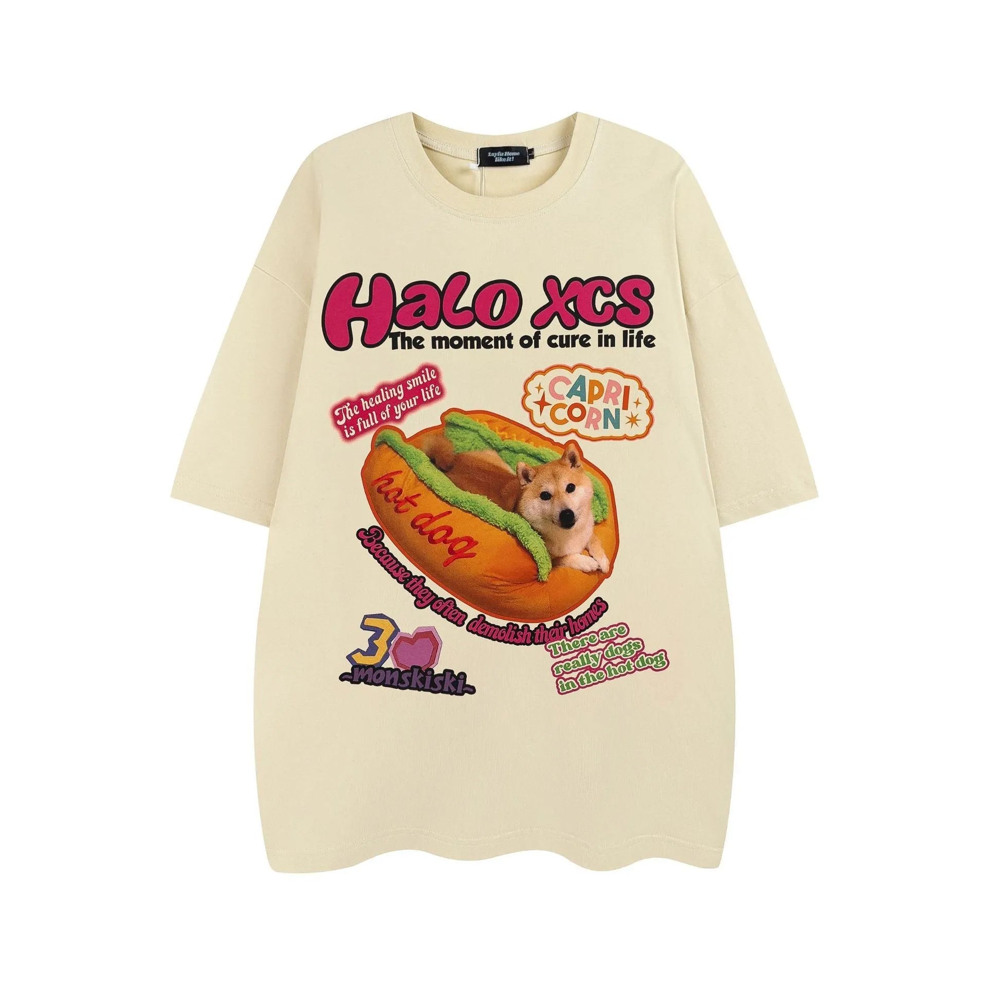 White cartoon hamburger and dog print on a loose-fit cotton T-shirt.
