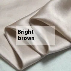 Double-sided silk duvet cover in solid colours with plain weave construction