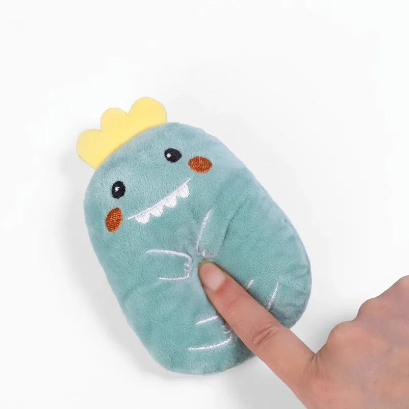 Plush catnip toy for teeth grinding measuring 11x8x4.5cm in various colours
