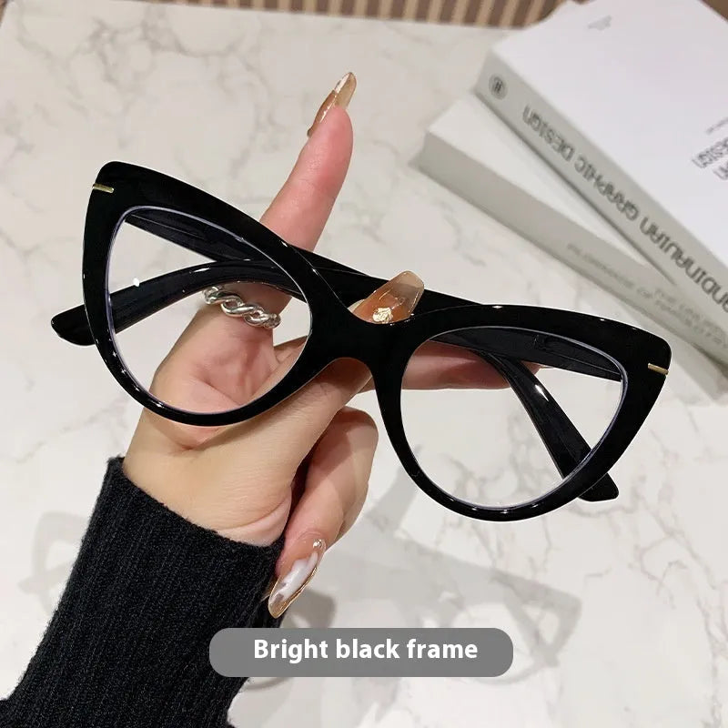 Women's large frame cat's eye presbyopic reading glasses with dragon and phoenix decorations on frames