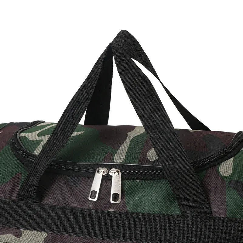 Green camouflage waterproof luggage bag with 20L capacity and striped polyester lining.