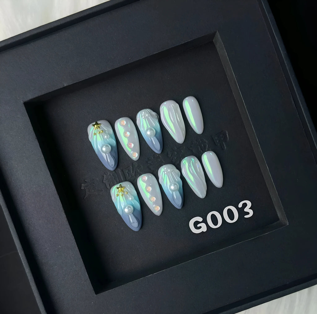 Blue plastic HAILANG shell nail stickers in XS S M L sizes for summer manicures