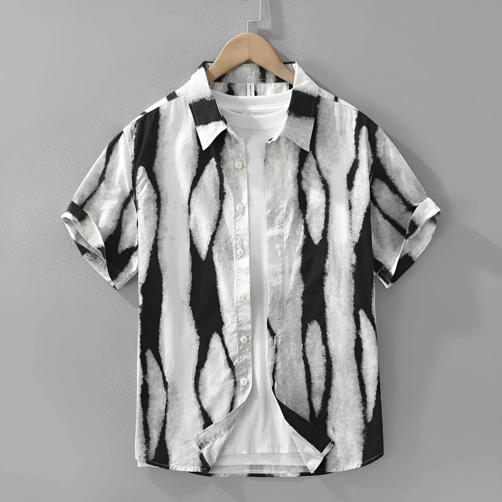 Men's black and brown striped retro short sleeve shirt in pure cotton loose fit