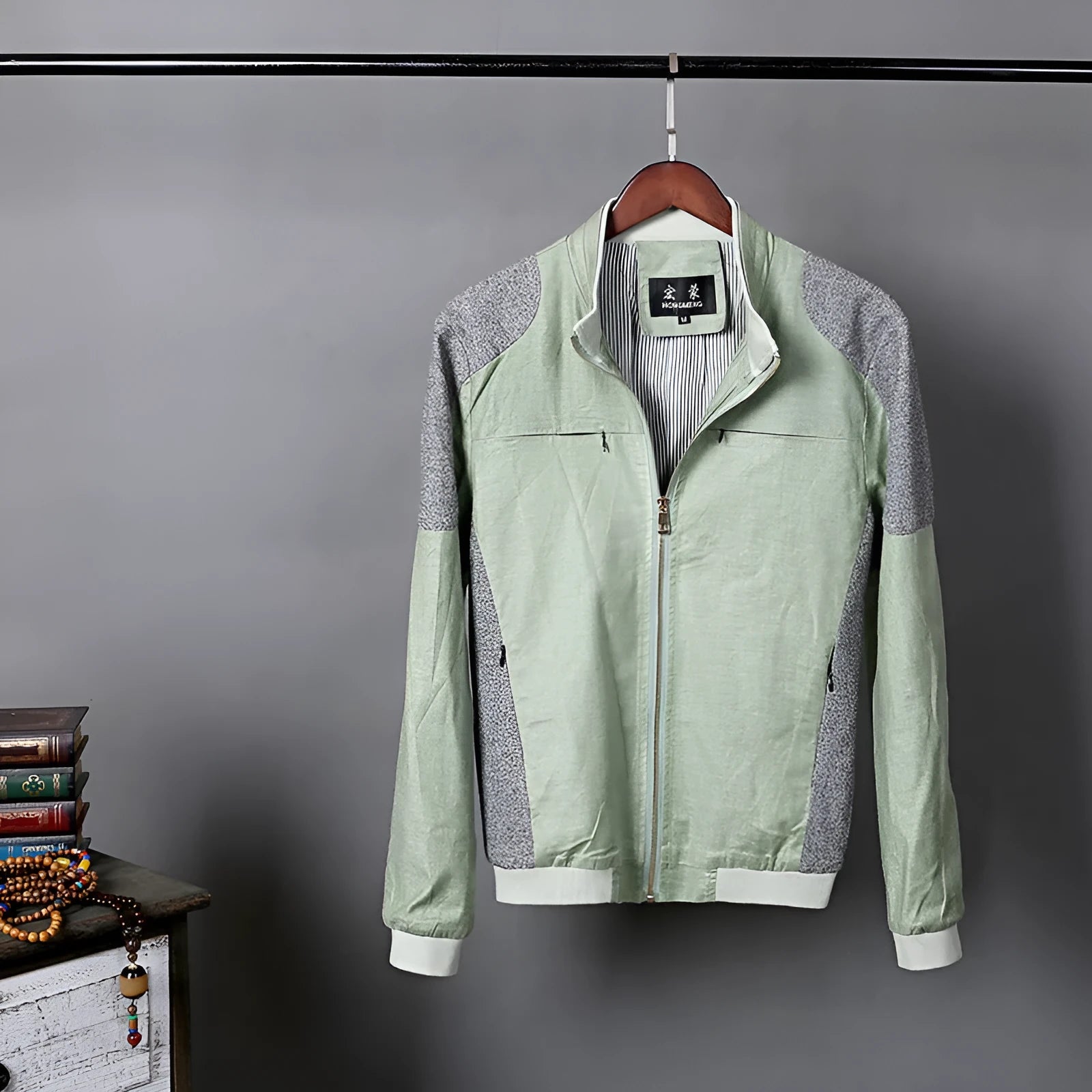 Men's thin plus-size linen jacket in heather grey, grass green, or blue.