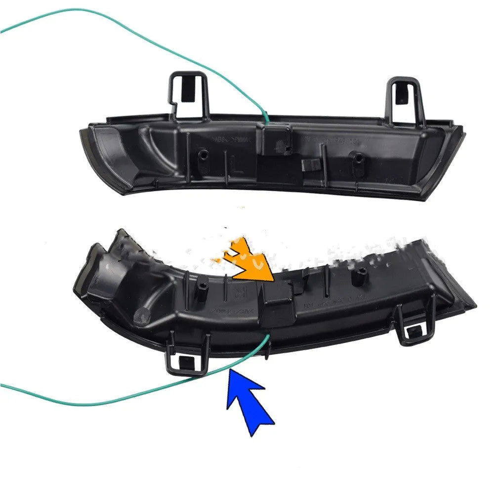 Volkswagen Golf MK5 running water turn signal light in ABS housing, shown in single yellow and blue yellow colour options.