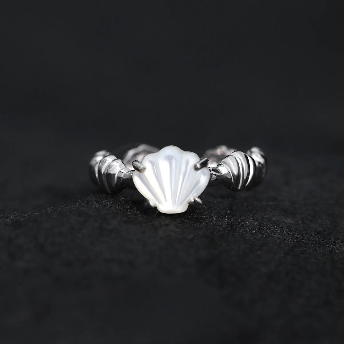 Women's adjustable silver ring with a shell tiger eye stone in white gold or gold colour.