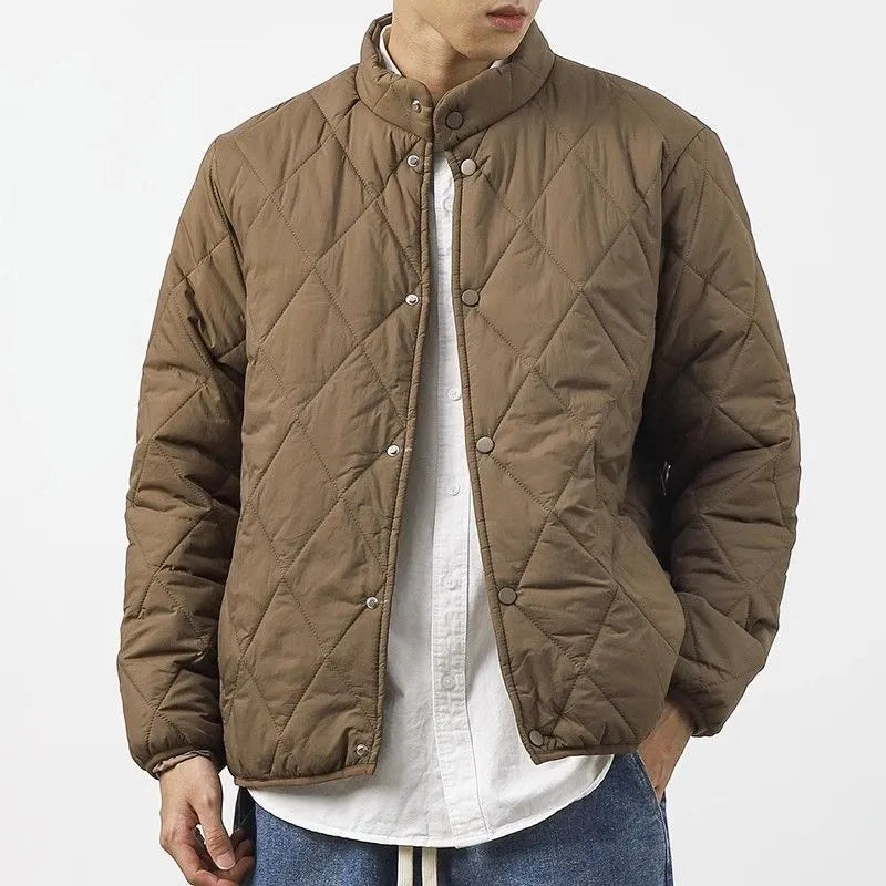 Men's black diamond lattice pattern winter jacket with lengthened design and loose fit