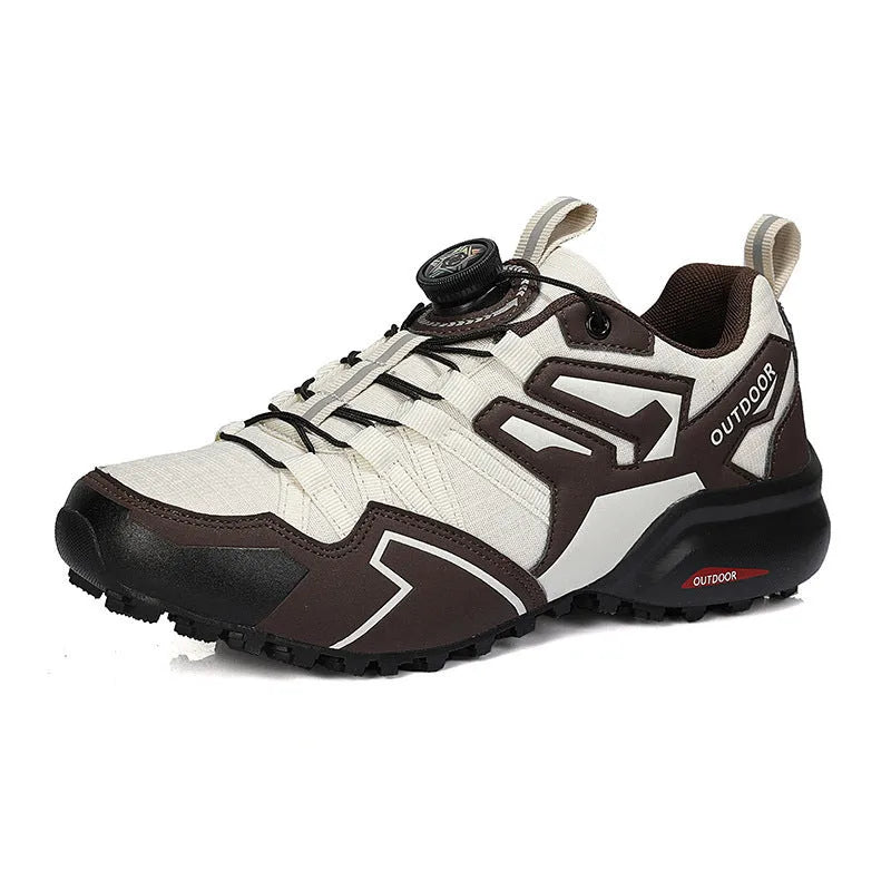 Men's lightweight hiking shoes with elastic band closure in synthetic leather with rubber sole