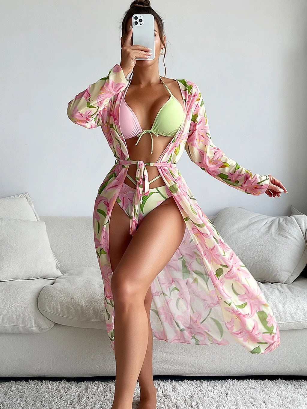 Women's printing pattern bikini swimsuit in European and American fit.
