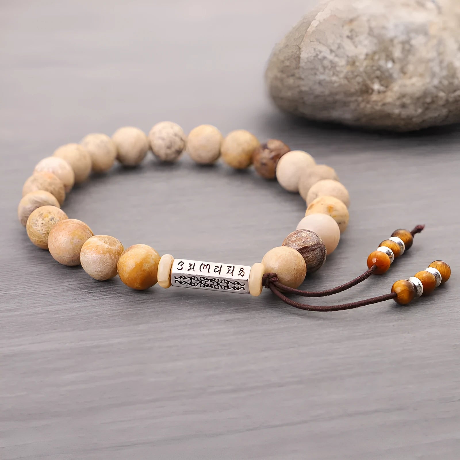 Wood colour handmade stone bead bracelet with European American retro minimalist design