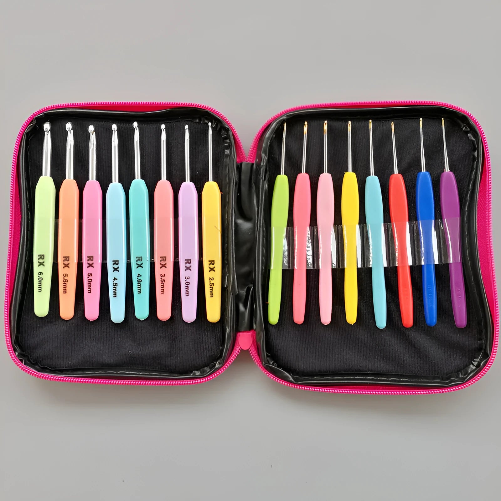Set of 16 crochet hooks with two handle types in a black PU storage pouch.