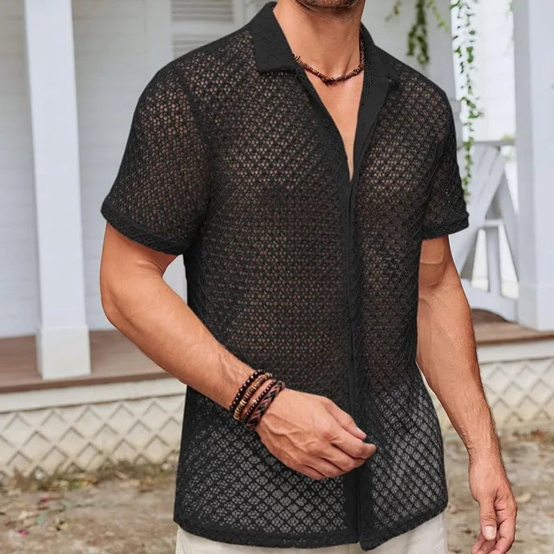 Man wearing a solid colour short sleeve lapel collar casual shirt
