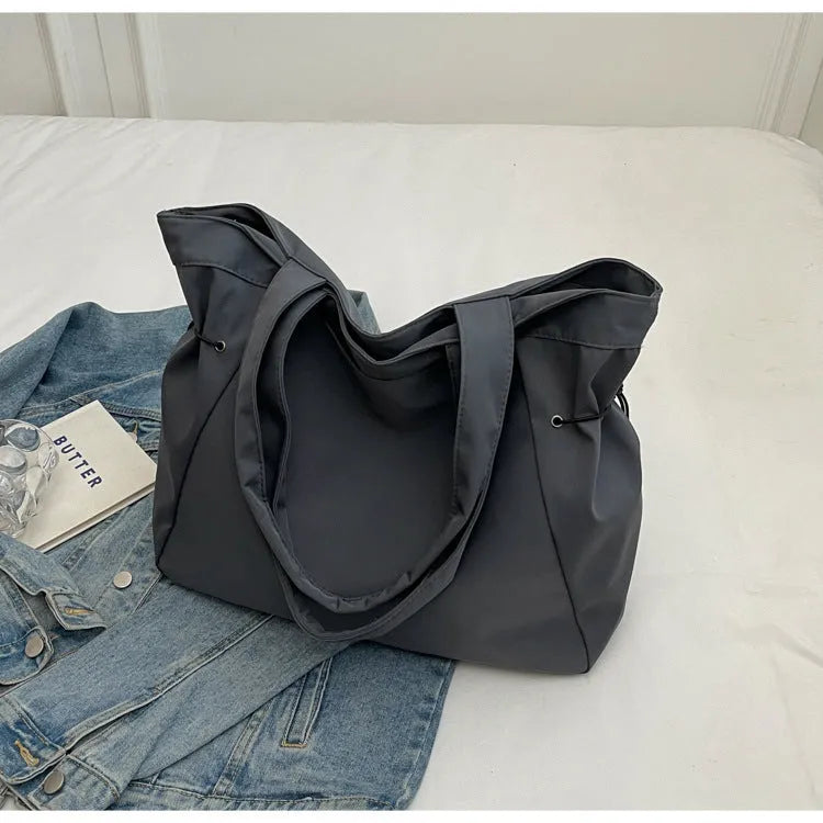 Foldable Oxford cloth commuter shoulder tote bag in street trend styling