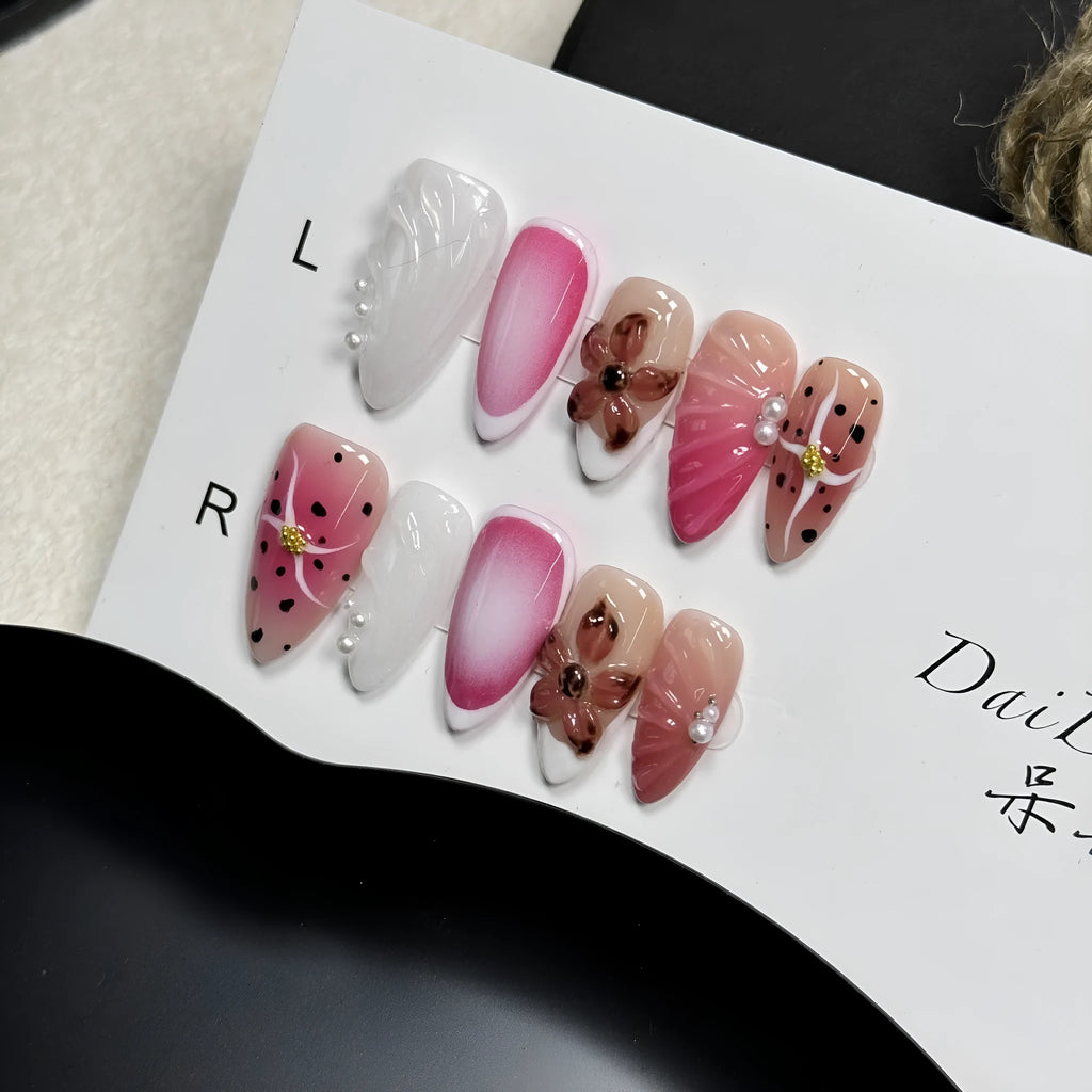 Hand-painted 3D carved nail beauty patches with embossed candy pattern in four sizes.