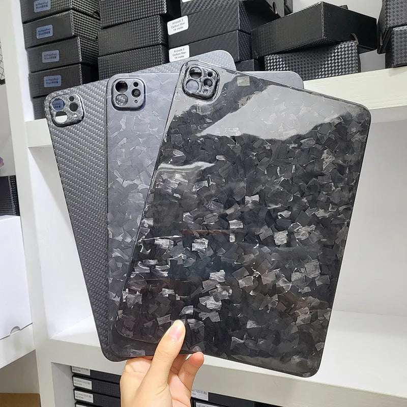 Real carbon fibre flat hard case cover for Apple iPad Pro 11 in a plaid pattern.