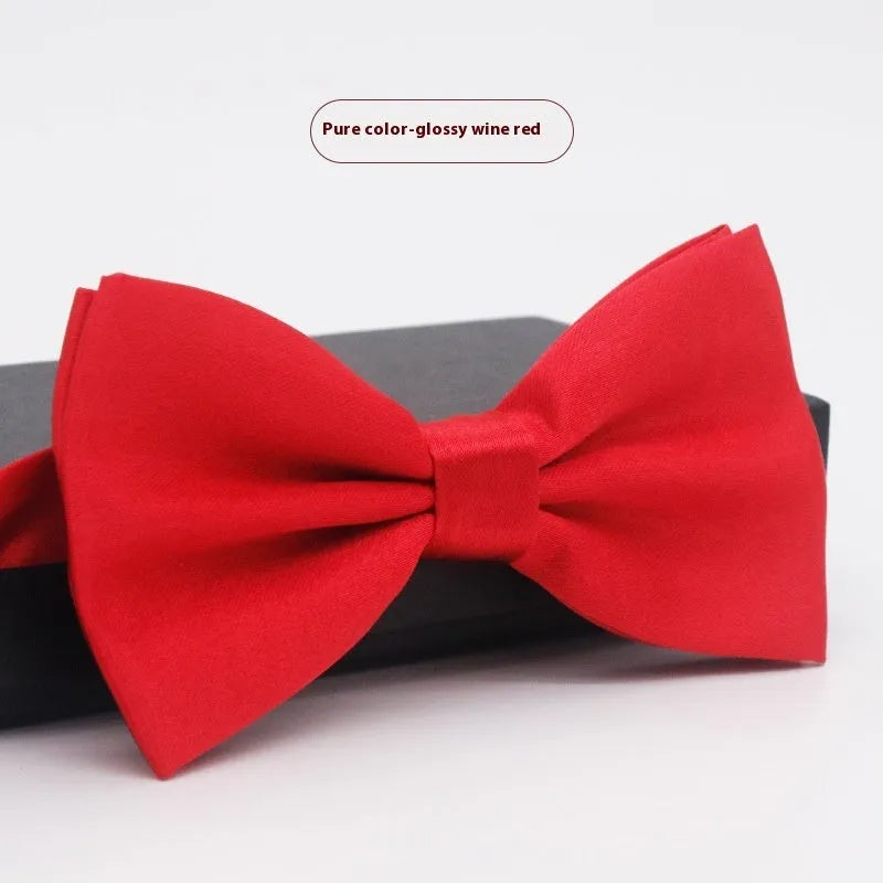 Solid colour formal bow tie with flat head design in polyester fabric