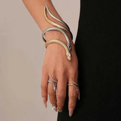 Exaggerated twisted winding simulated snake ring and bracelet set in gold electroplated metal