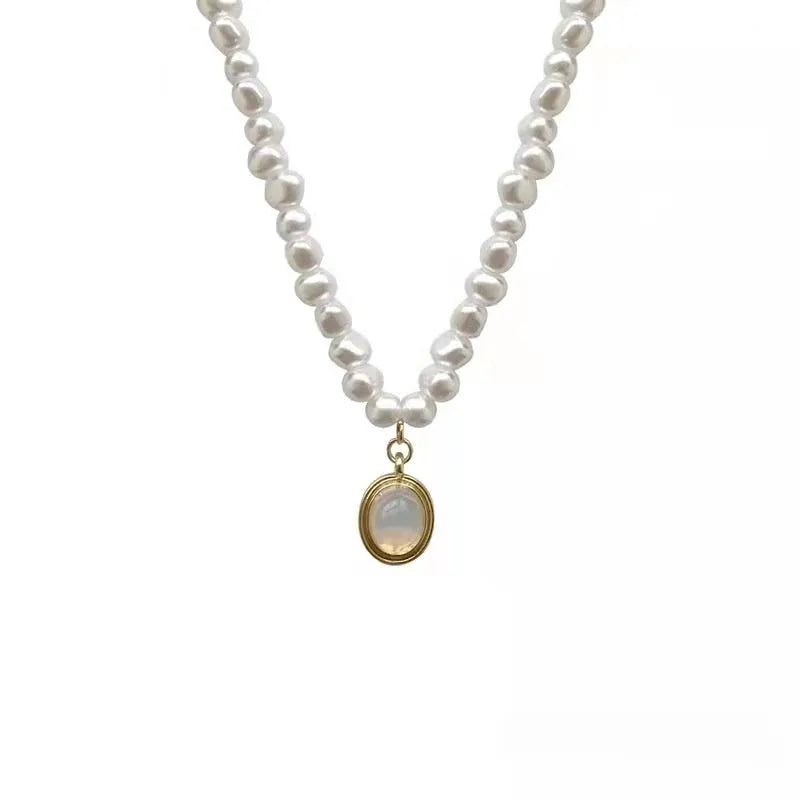 French court vintage pearl necklace with geometric alloy pendant on adjustable 21-50cm chain