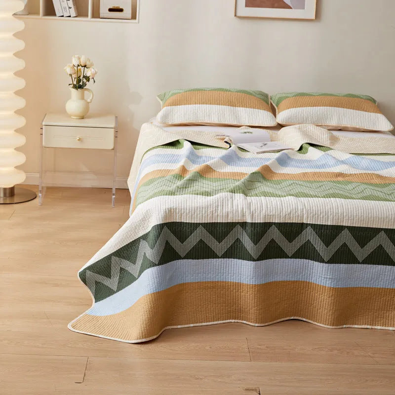 Cotton printed bed sheet set for 2.2 metre beds in modern simplicity style with reactive dyed patterns