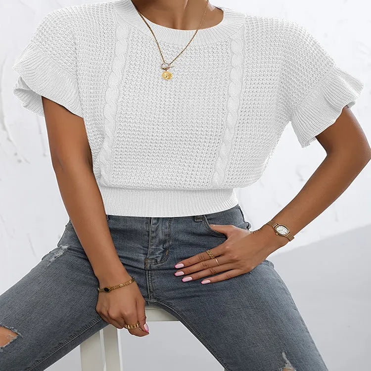Twisted string pattern knitted pullover with ruffled short sleeves and round neck in loose fit