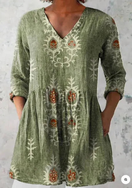 Women's printed loose wave dress with 3/4 sleeves and wide waist in polyester fabric