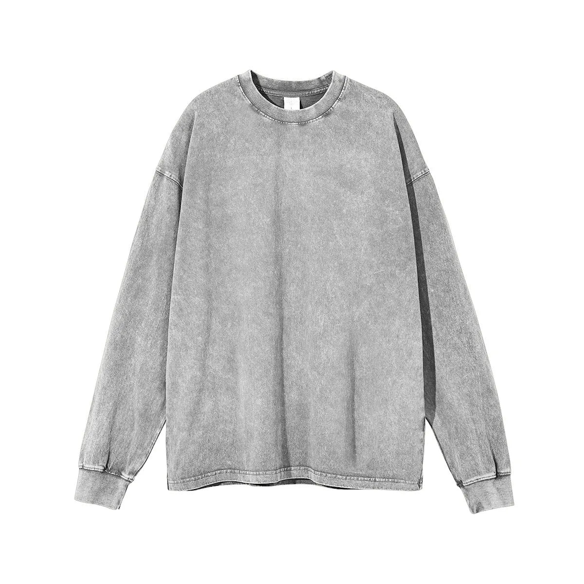 Men's vintage washed cotton batik pullover in loose fit with long sleeves