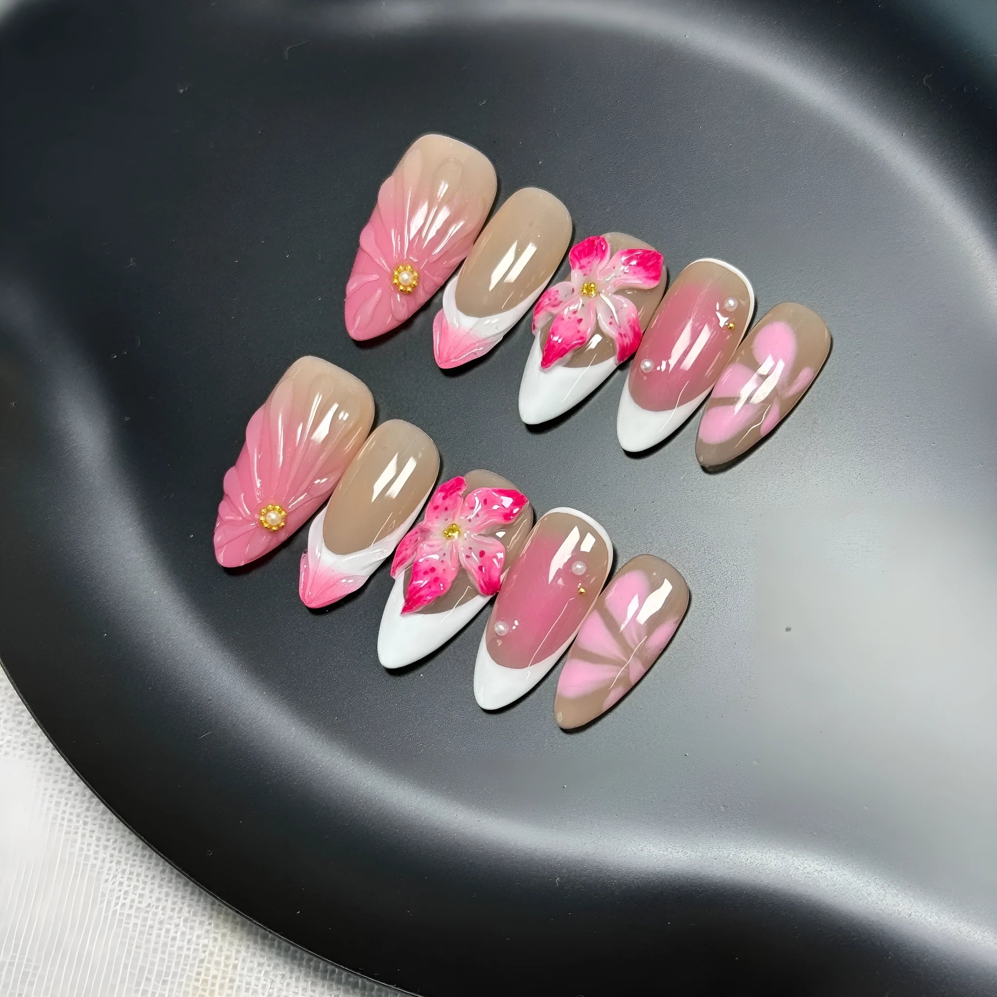 French style lily and ice flower three-dimensional plastic artificial nails in almond shape