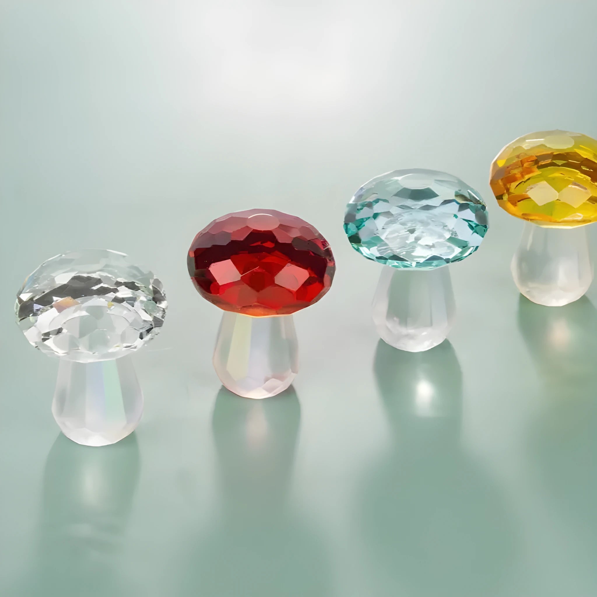 Small colorful crystal mushroom decoration in modern geometric style measuring 40x53mm for gift giving