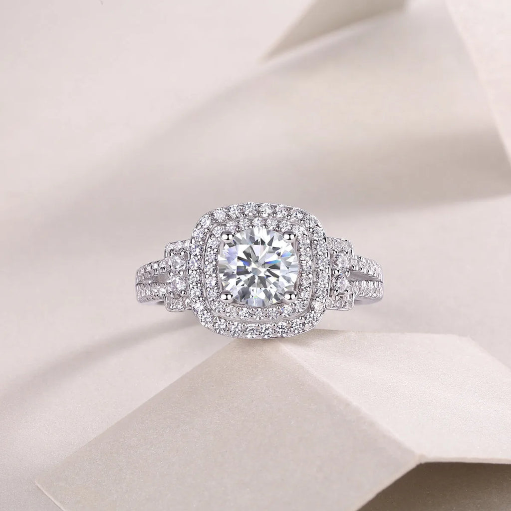 Wedding ring set with 1-carat moissanite in S925 silver platinum-plated band, gift box, GRA certificate