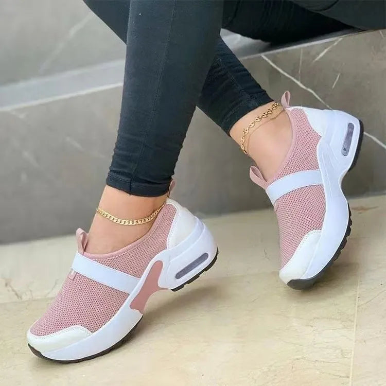 Women's flat mesh sneakers in multiple colours with round toe and shallow opening design