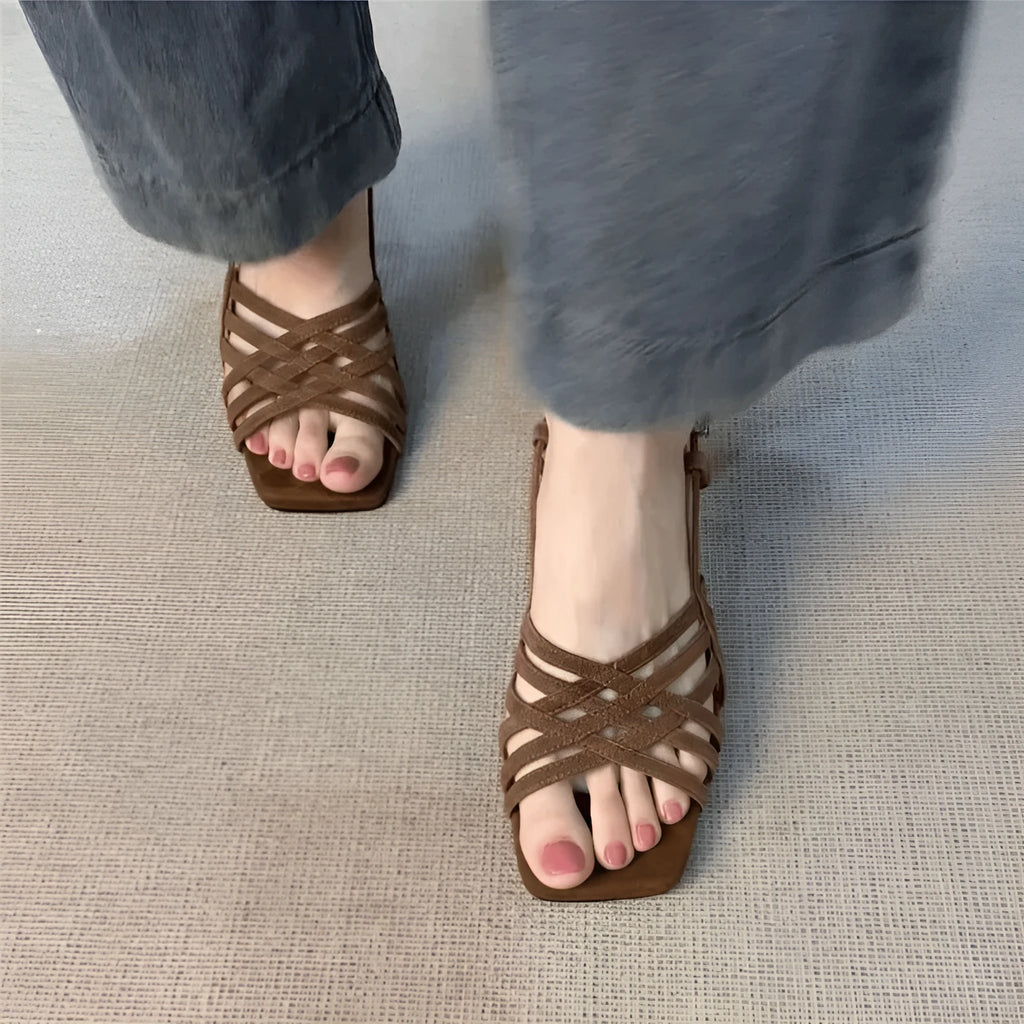 Retro women's sandals with thin cross straps, square toe and ankle buckle in light brown