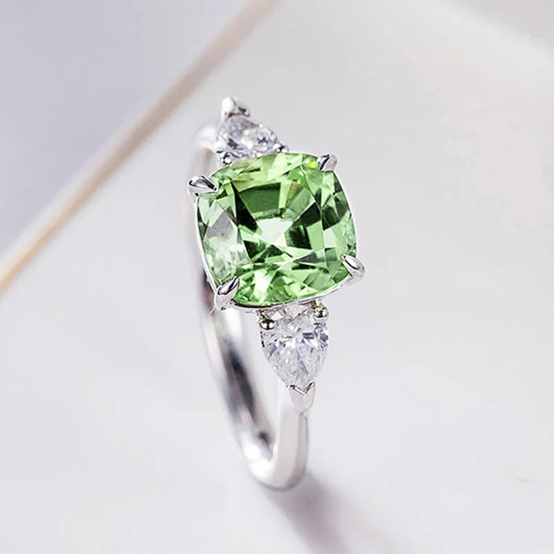 Geometric square ring with inlaid zircon in white gold colour copper band