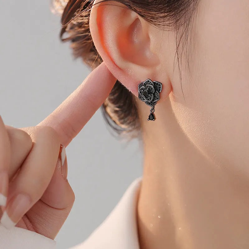 Black rose zircon floral stud earrings with 18K gold electroplating