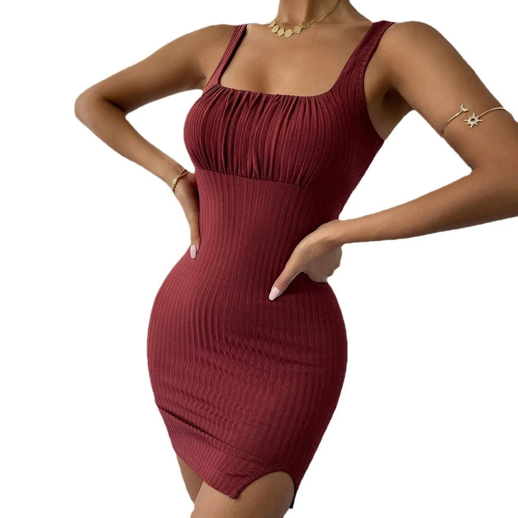 Knitted strapless pencil dress in solid colour with waist tie detail, front pleated element