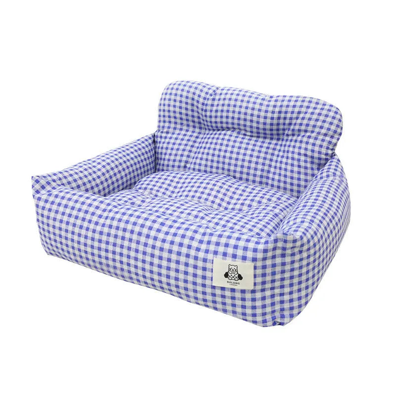 Grey and blue plaid car-mounted pet travel nest for dogs with stain-resistant cloth material