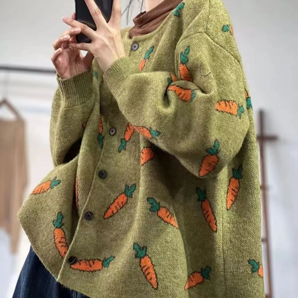 Round neck viscose cardigan with artistic colour contrast printing, loose fit casual sweater