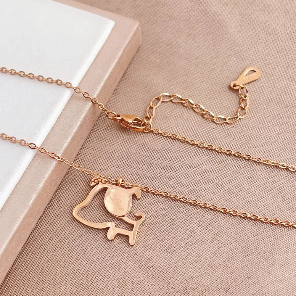 Rose gold titanium steel clavicle chain necklace with geometric line design and electroplated finish