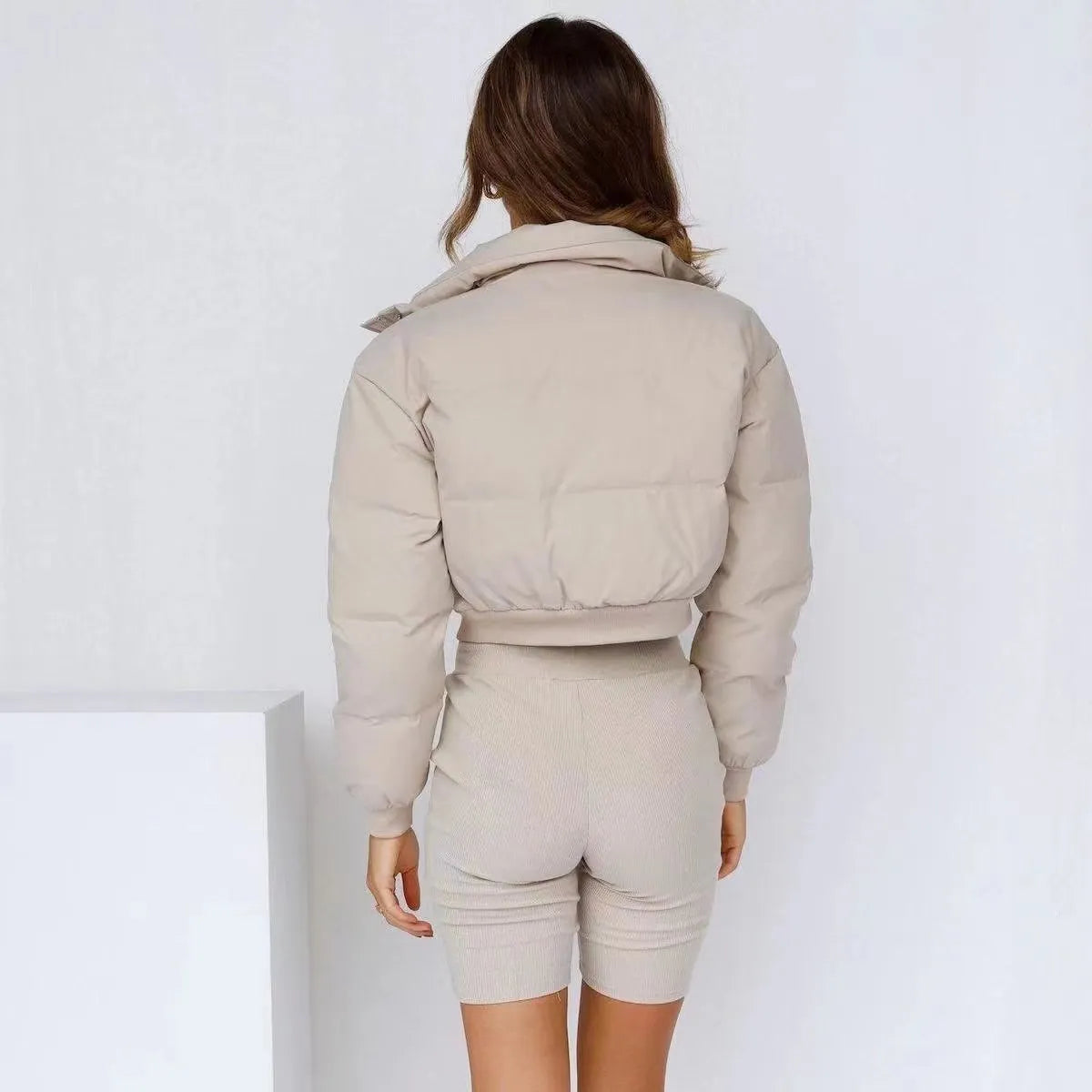 Women's loose fit polyester leisure jacket in blue, grey, black or milky white with long sleeves
