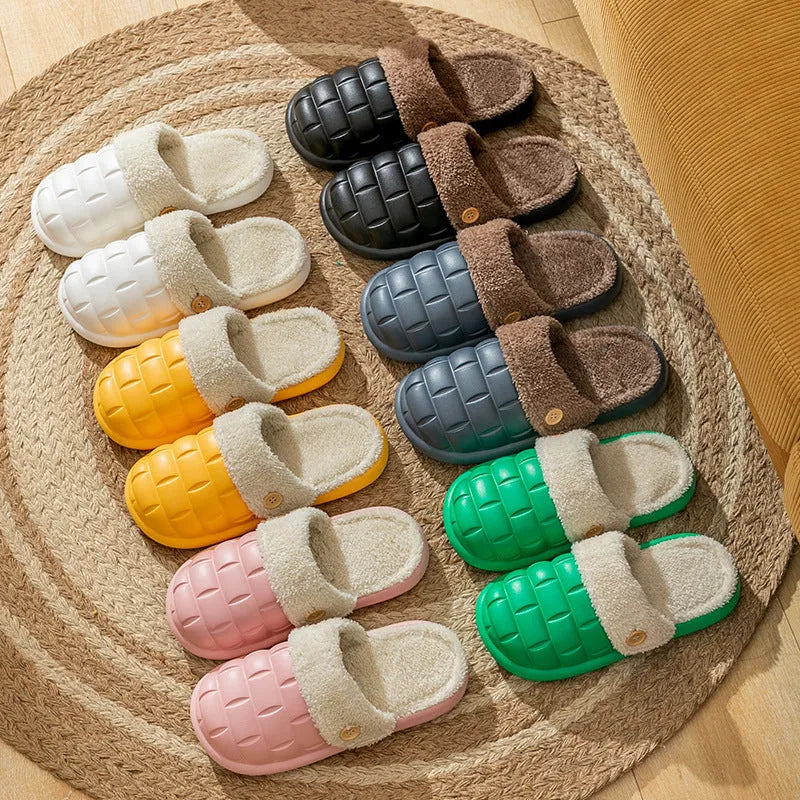 Plaid EVA slippers with detachable plush lining in multiple colours for women
